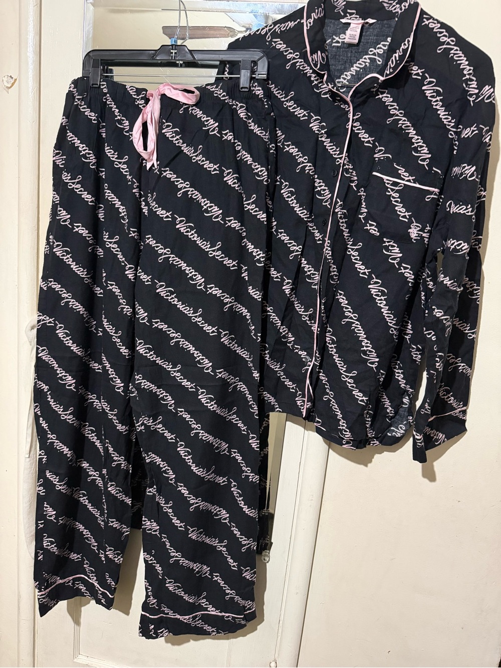 Victoria's Secret Black Pajama Set with Pink Script